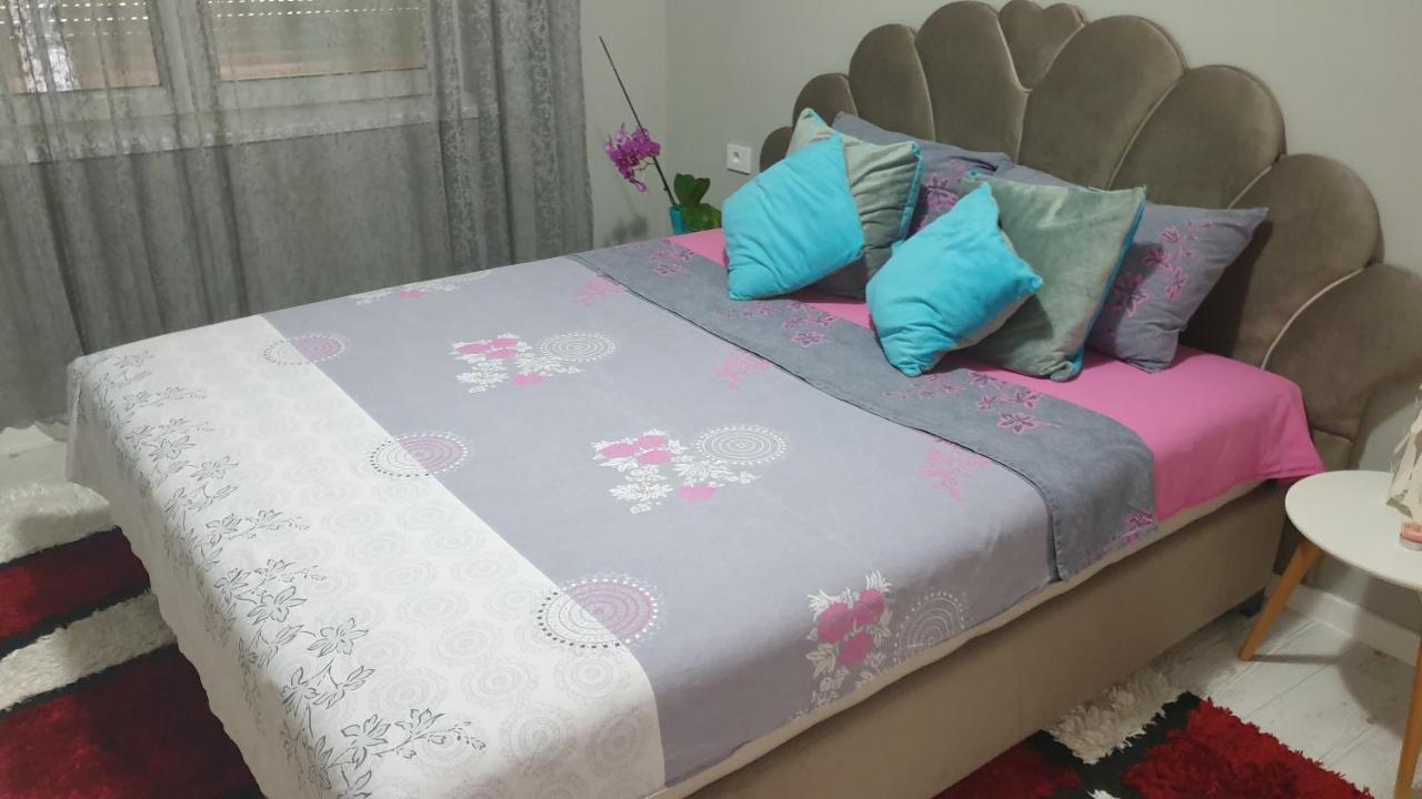 אפרטהוטל Ni Apartman Sweet Dreams 2 מראה חיצוני תמונה