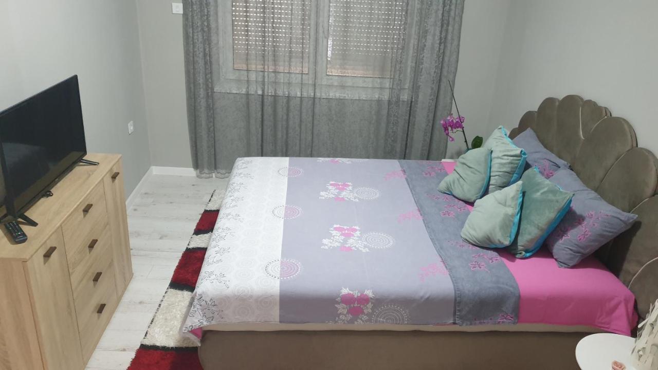 אפרטהוטל Ni Apartman Sweet Dreams 2 מראה חיצוני תמונה